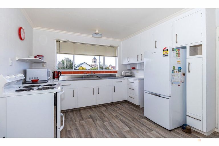 Photo of property in 10a Churchill Place, Waimate, 7924