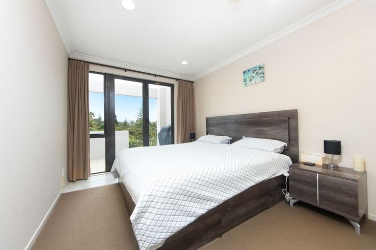 Photo of property in 24/8 Monte Cassino Place, Birkdale, Auckland, 0626