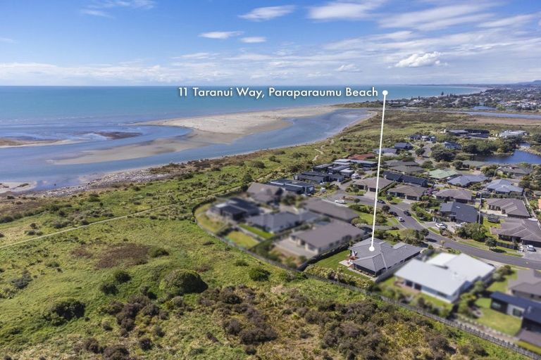 Photo of property in 11 Taranui Way, Paraparaumu Beach, Paraparaumu, 5032