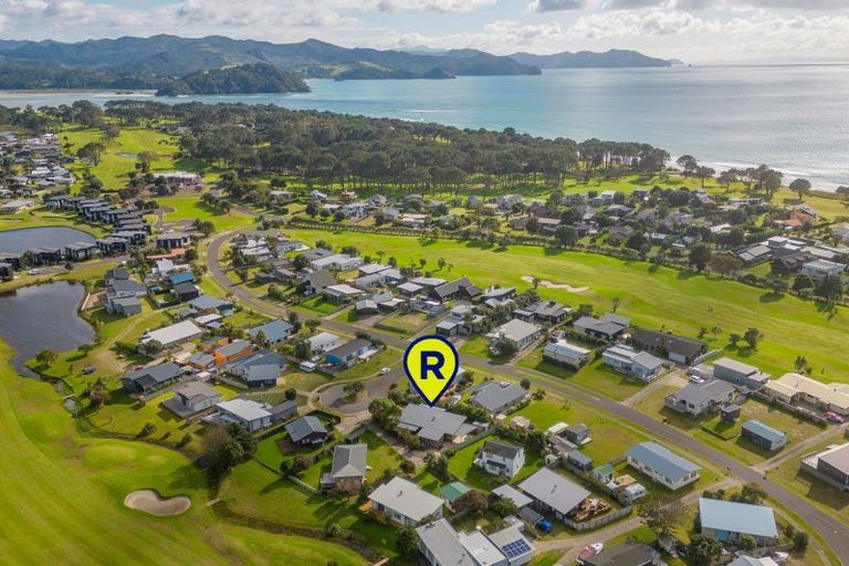 Photo of property in 103 The Tee, Matarangi, Whitianga, 3592