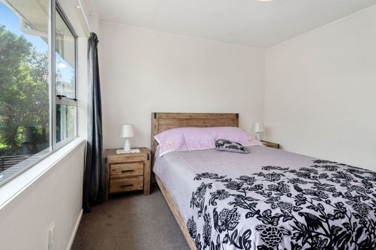 Photo of property in 1/11 Foley Place, Torbay, Auckland, 0632