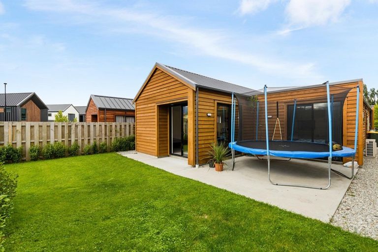 Photo of property in 23 Lauder Street, Lake Hayes, Queenstown, 9304