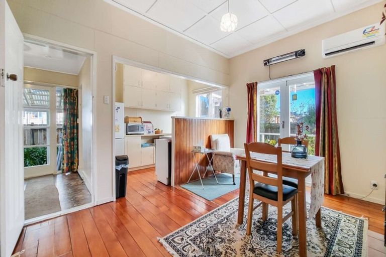 Photo of property in 33 Bidois Road, Fairy Springs, Rotorua, 3015