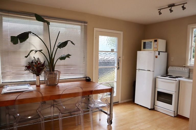 Photo of property in 44 Dee Street, St Albans, Christchurch, 8014