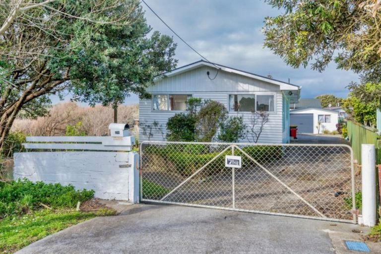 Photo of property in 2b Mahoe Street, Otaki Beach, Otaki, 5512