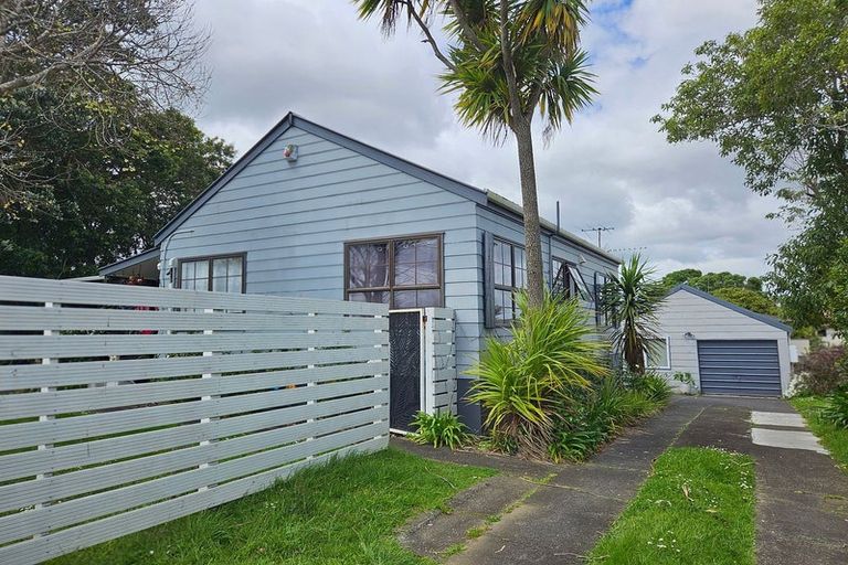 Photo of property in 57 Gills Road, Bucklands Beach, Auckland, 2014