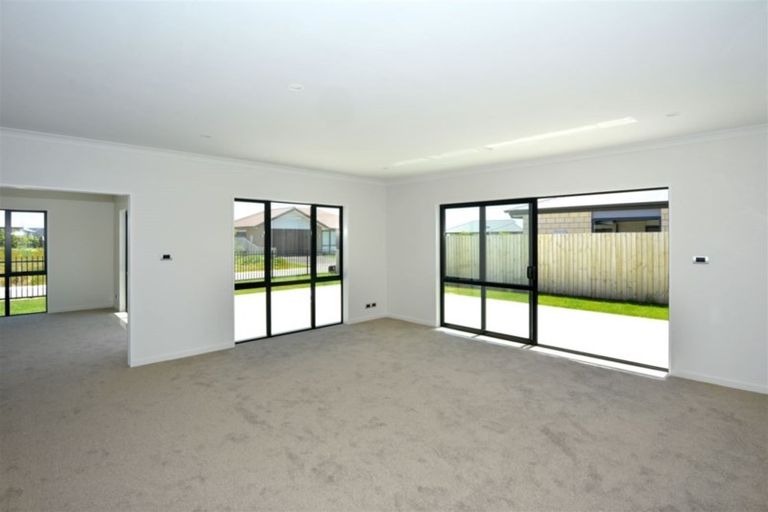 Photo of property in 3 Endurance Lane, Wigram, Christchurch, 8025