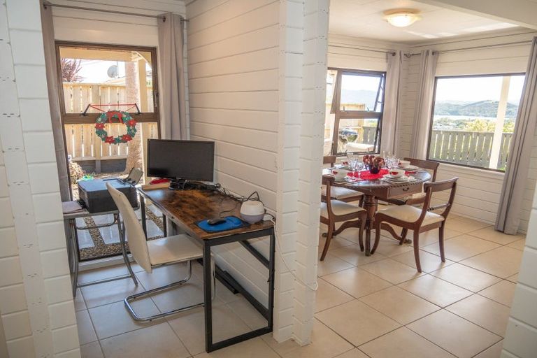 Photo of property in 8 Haekaro Lane, Cable Bay, 0420