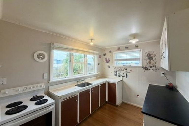 Photo of property in 3 Daniell Street, Bulls, 4818