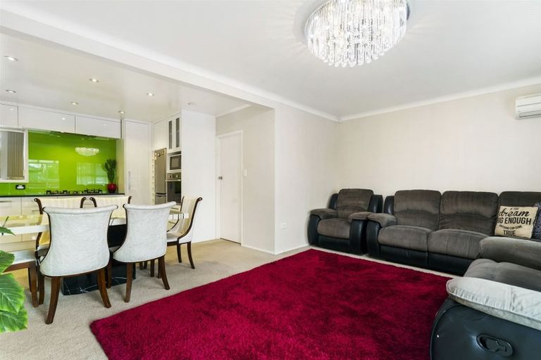 Photo of property in 2/246 Shirley Road, Papatoetoe, Auckland, 2025