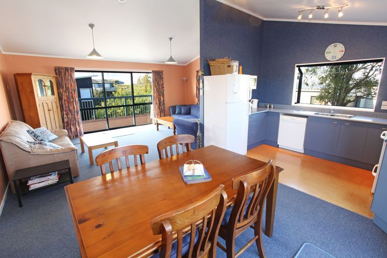 Photo of property in 26 Manukau Road, Raglan, 3225