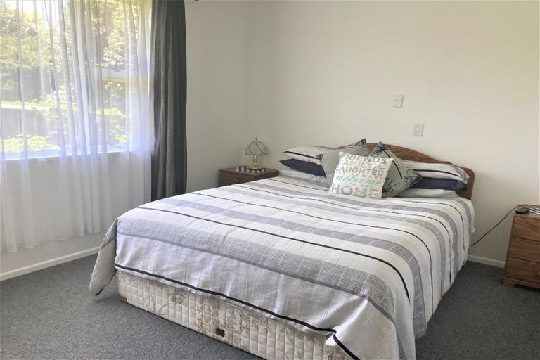 Photo of property in 17 Hutchins Street, Waitara, 4320