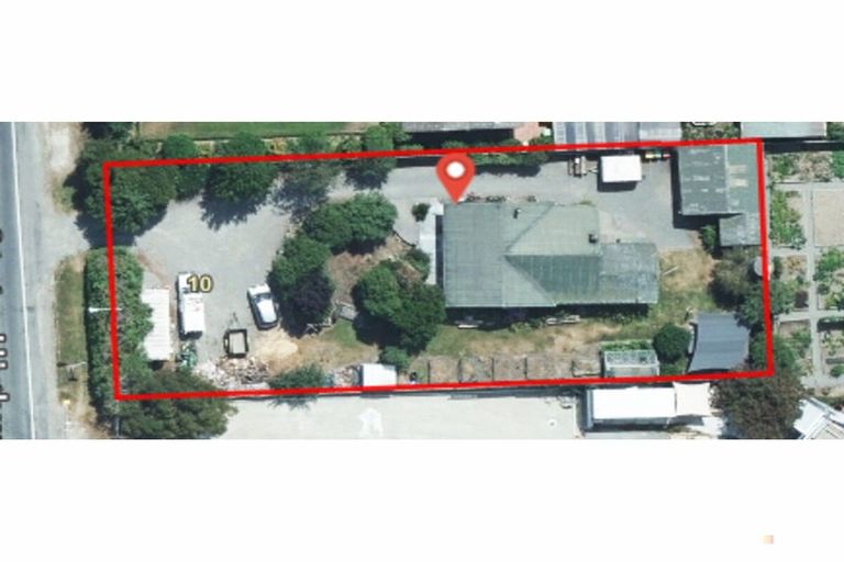 Photo of property in 10 Main North Road, Geraldine, 7930