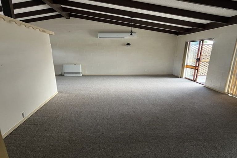 Photo of property in 3 Stuart Street, Levin, 5510