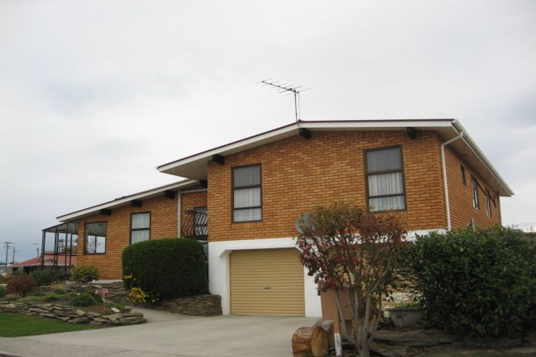 Photo of property in 13 Crossleigh Crescent, Balclutha, 9230