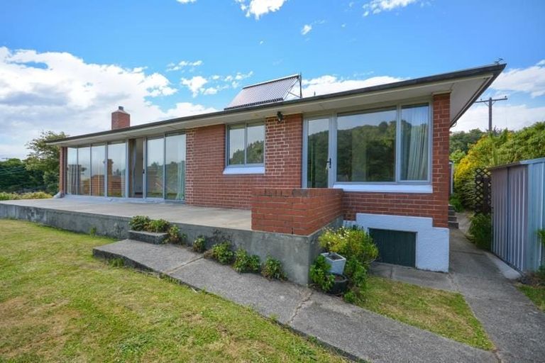 Photo of property in 1 Currie Street, Port Chalmers, 9023
