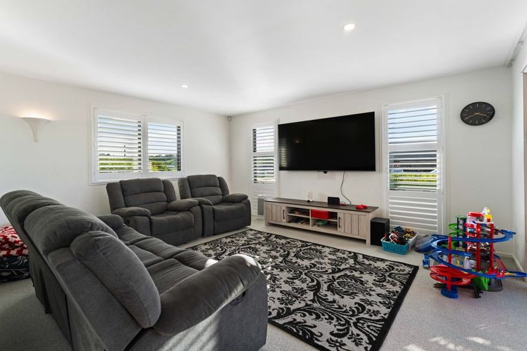 Photo of property in 83 Harriet Johnston Drive, Pokeno, 2402