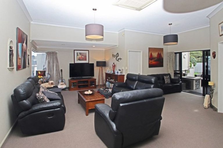 Photo of property in 26 Cumberland Rise, Taradale, Napier, 4112