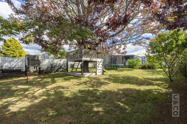 Photo of property in 17 Tapu Road, Huapai, Kumeu, 0810