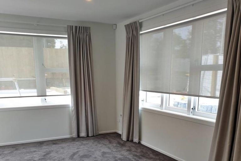 Photo of property in 19 Taupo Street, Green Bay, Auckland, 0604