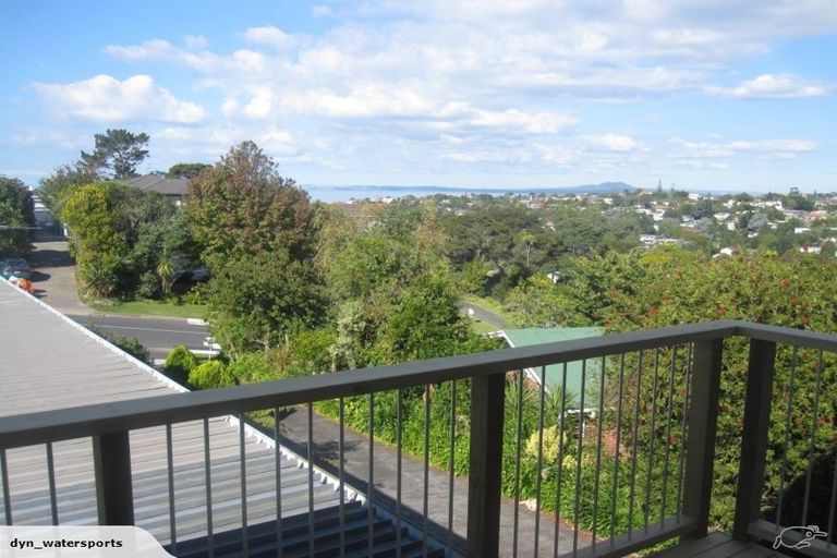 Photo of property in 1/6 Stredwick Drive, Torbay, Auckland, 0630