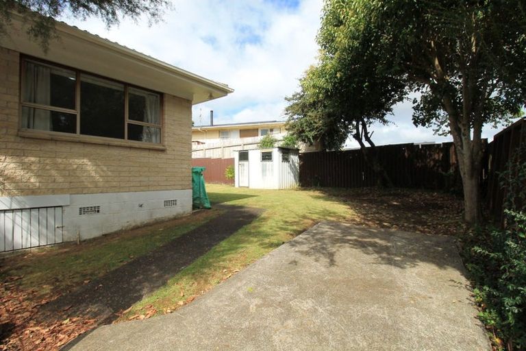 Photo of property in 2/14 Taonui Street, Rosehill, Papakura, 2113