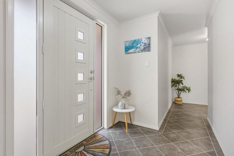 Photo of property in 53a Lismore Street, Merrilands, New Plymouth, 4312