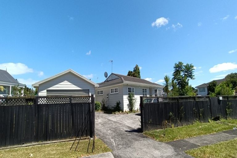 Photo of property in 1 Trounson Avenue, Clendon Park, Auckland, 2103