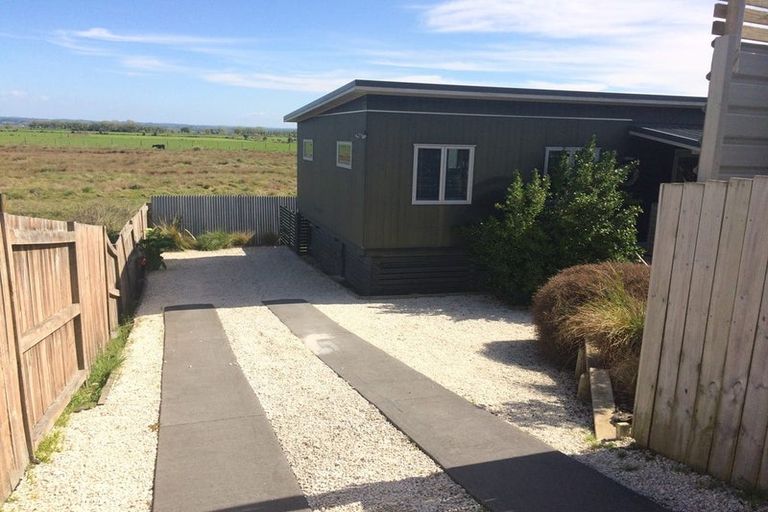 Photo of property in 180a Pukehina Parade, Pukehina, Te Puke, 3189