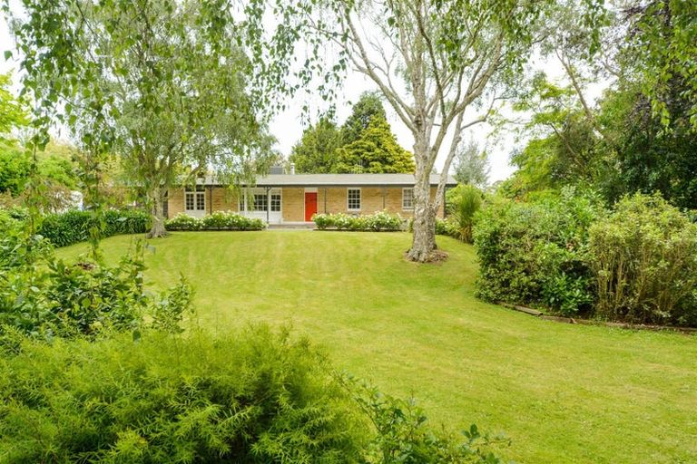 Photo of property in 273 Parewanui Road, Bulls, 4894