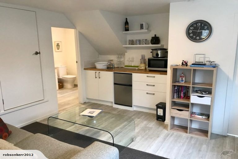 Photo of property in 2/2 Pine Terrace, Howick, Auckland, 2014