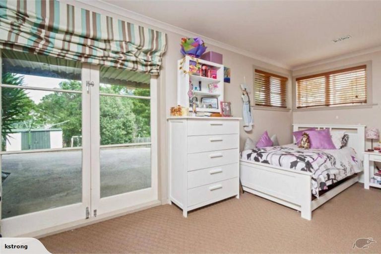 Photo of property in 216 Rangatira Road, Beach Haven, Auckland, 0626