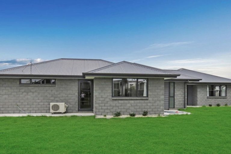Photo of property in 22b Hayson Drive, Kaiapoi, 7630