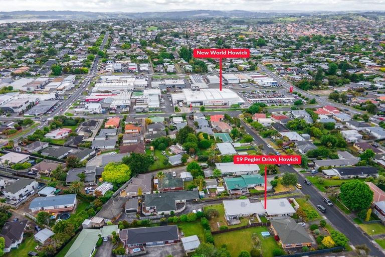 Photo of property in 1-2/19 Pegler Drive, Howick, Auckland, 2014