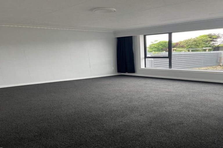 Photo of property in 9 Manapouri Street, Strathern, Invercargill, 9812