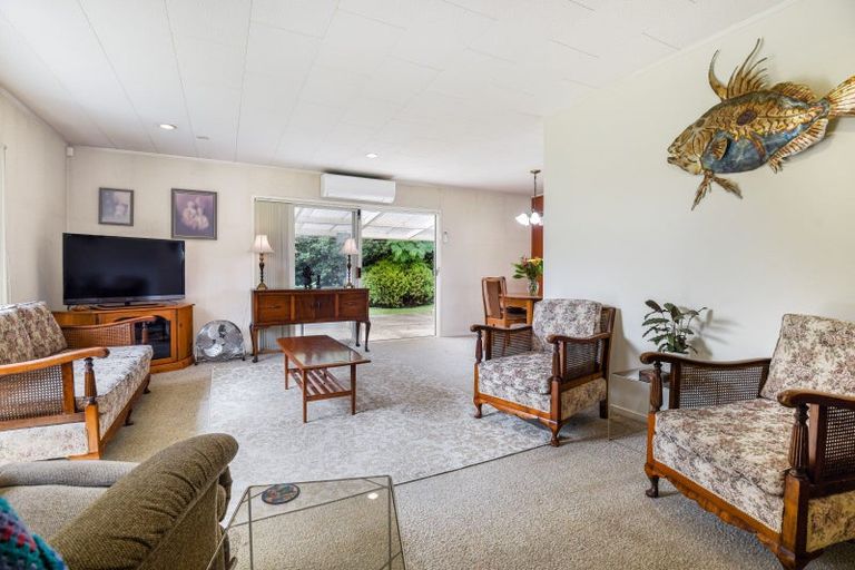Photo of property in 17 Chapman Place, Fairy Springs, Rotorua, 3015