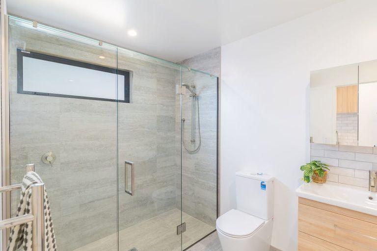 Photo of property in 96a Willryan Avenue, New Brighton, Christchurch, 8083