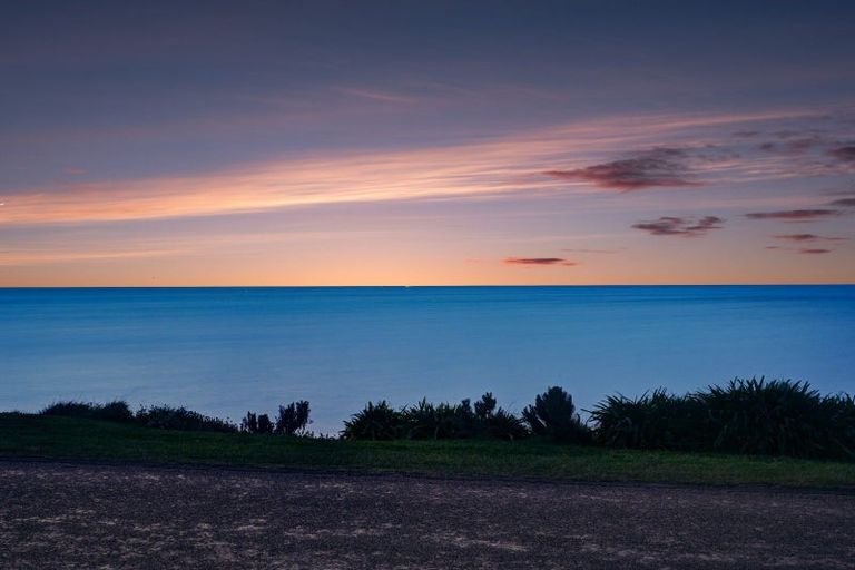 Photo of property in 135 North Shore Road, Eskdale, Napier, 4182