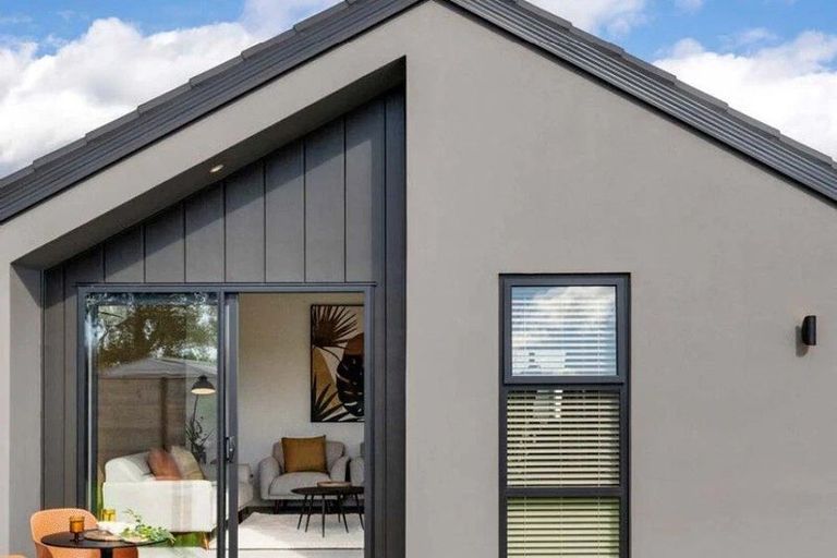 Photo of property in 15a Kent Street, Carterton, 5713
