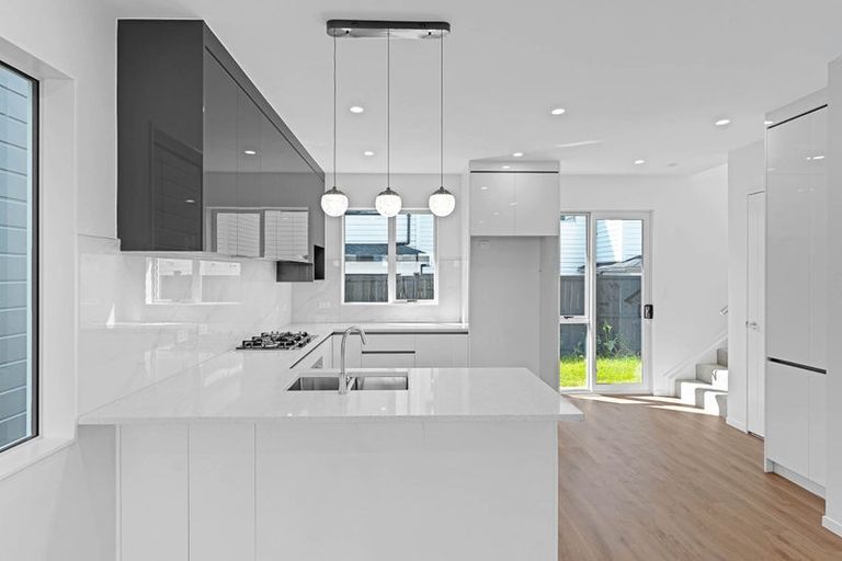 Photo of property in 536d Weymouth Road, Weymouth, Auckland, 2103