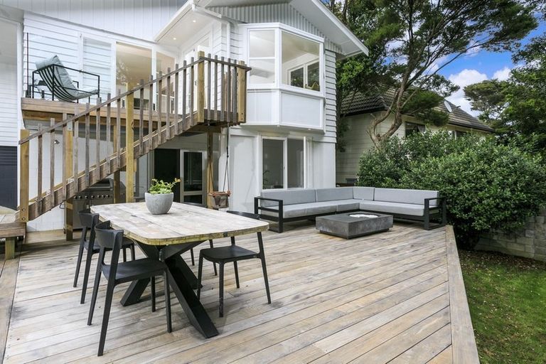 Photo of property in 69 Park Hill Road, Birkenhead, Auckland, 0626