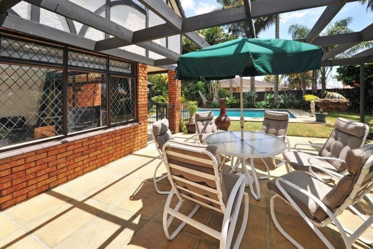 Photo of property in 5 Tington Avenue, Wattle Downs, Auckland, 2103