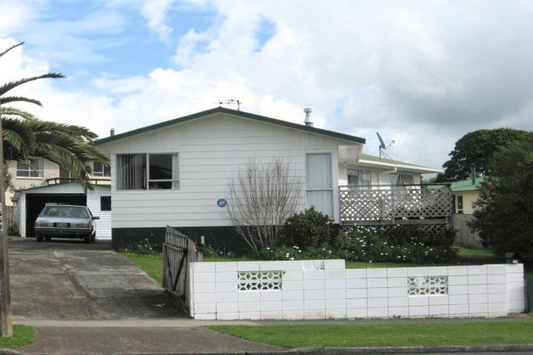 Photo of property in 19 Paramount Parade, Tikipunga, Whangarei, 0112