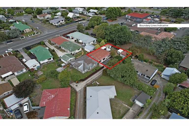 Photo of property in 2/26a Branksome Place, Parklands, Christchurch, 8083