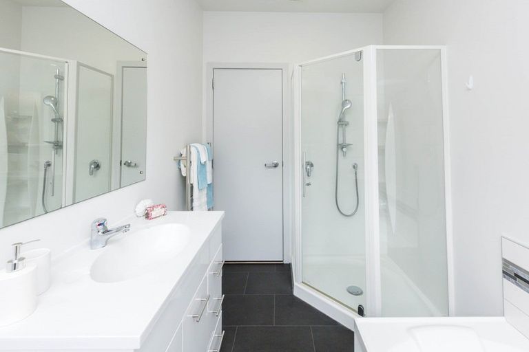 Photo of property in 16 Lane Street, Wallaceville, Upper Hutt, 5018