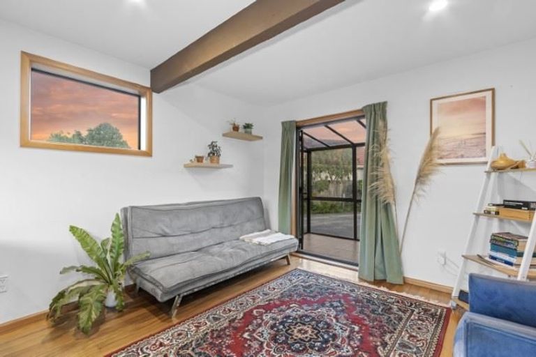 Photo of property in 24 Kinnaird Place, Hillmorton, Christchurch, 8025