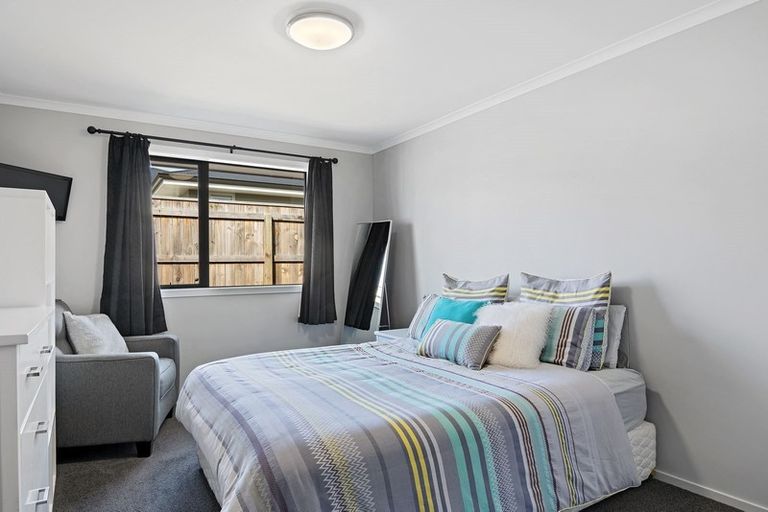 Photo of property in 10 Les Wakefield Road, Mapua, 7005