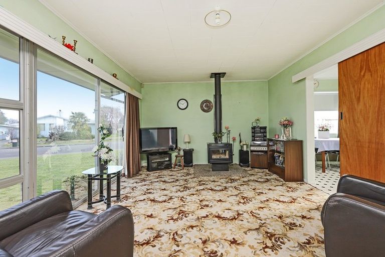 Photo of property in 54 Liverpool Crescent, Flaxmere, Hastings, 4120