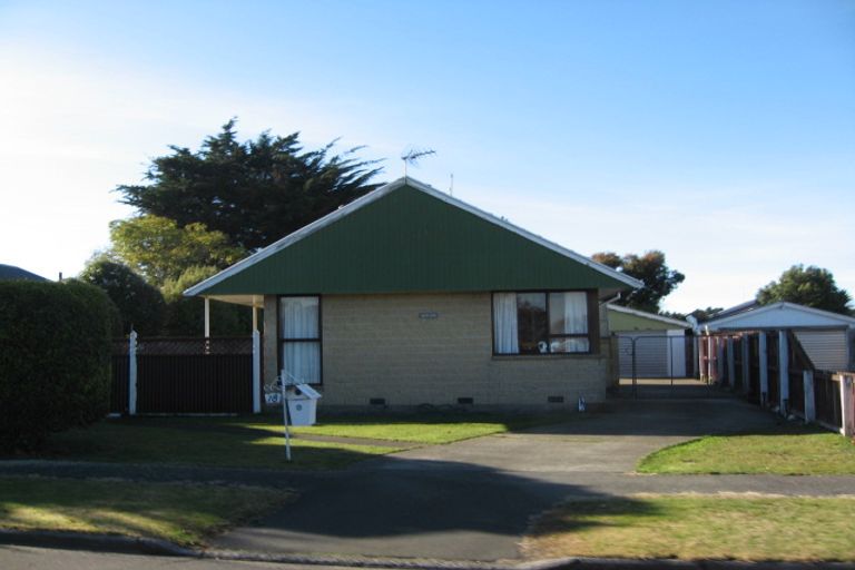 Photo of property in 18 Thurso Place, New Brighton, Christchurch, 8083