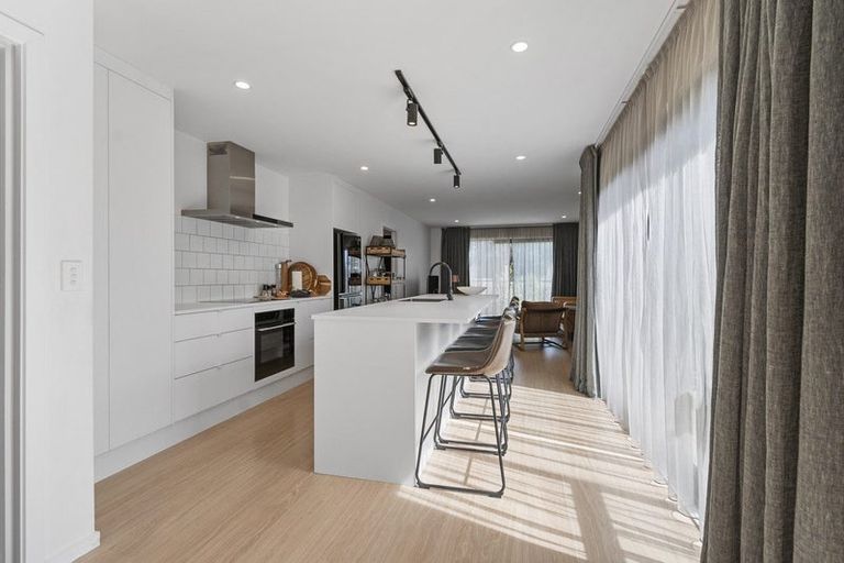 Photo of property in 25a Hereford Street, West End, Palmerston North, 4410